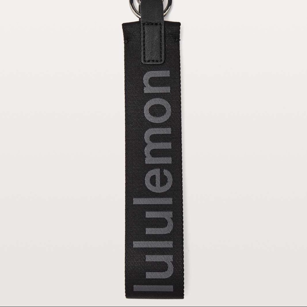 Lululemon wristlet (on hold)